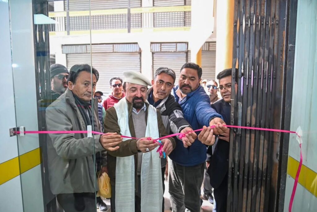 CEC Kargil Inaugurates Canara Bank Branch at Baroo