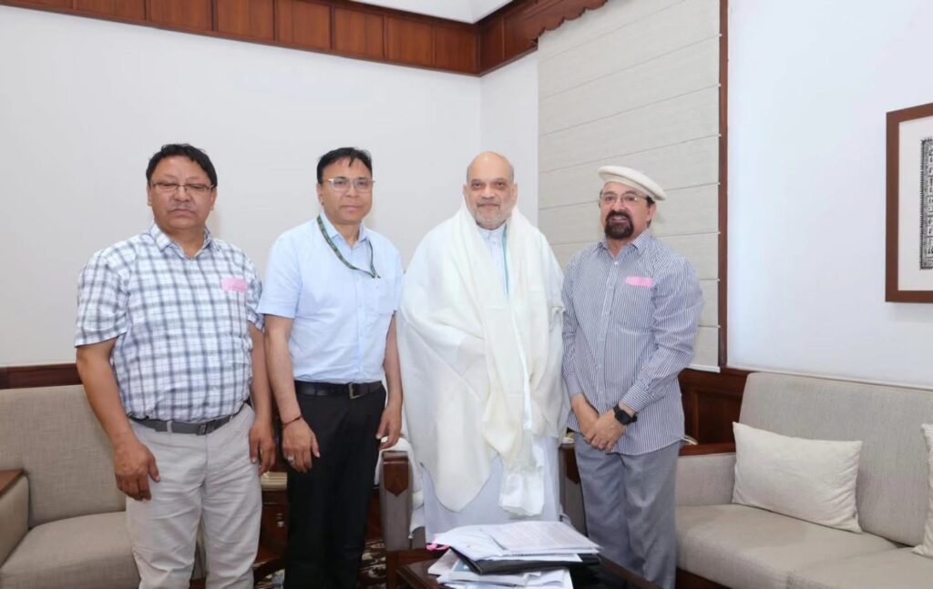 Kargil Delegation Meets Union Home Minister, Submits Memorandum on Key Developmental Demands