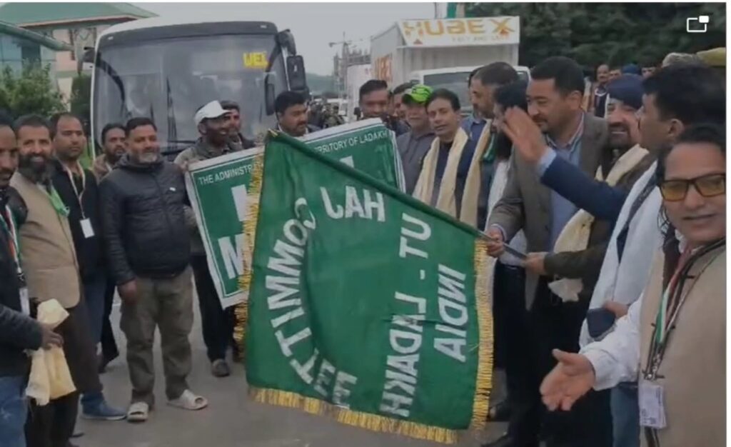 Ladakhi Pilgrims’ Caravan for Hajj 2026 Flagged Off from Hajj House, Srinagar