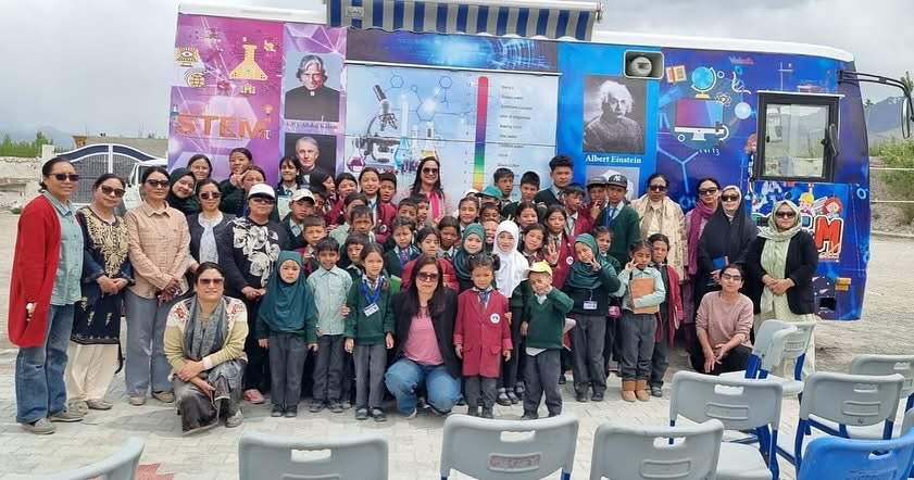 STEM Lab Bus Inspires Students at Kuzey School, 