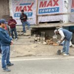 LG Ladakh’s Directions Spur Major Drive to Remove Unnecessary Poles, Wires in Kargil Bazaar