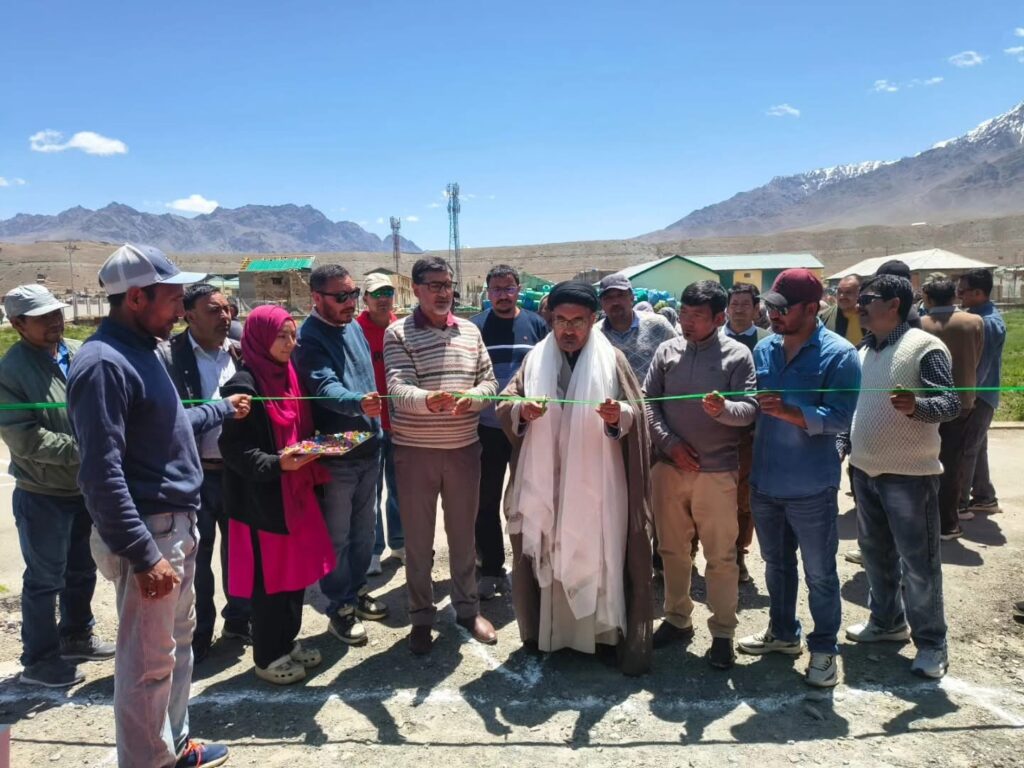 EC Agriculture, Aga Syed Mujtaba Launches Distribution of 10 Lakh Vegetable Seedlings in Kargil