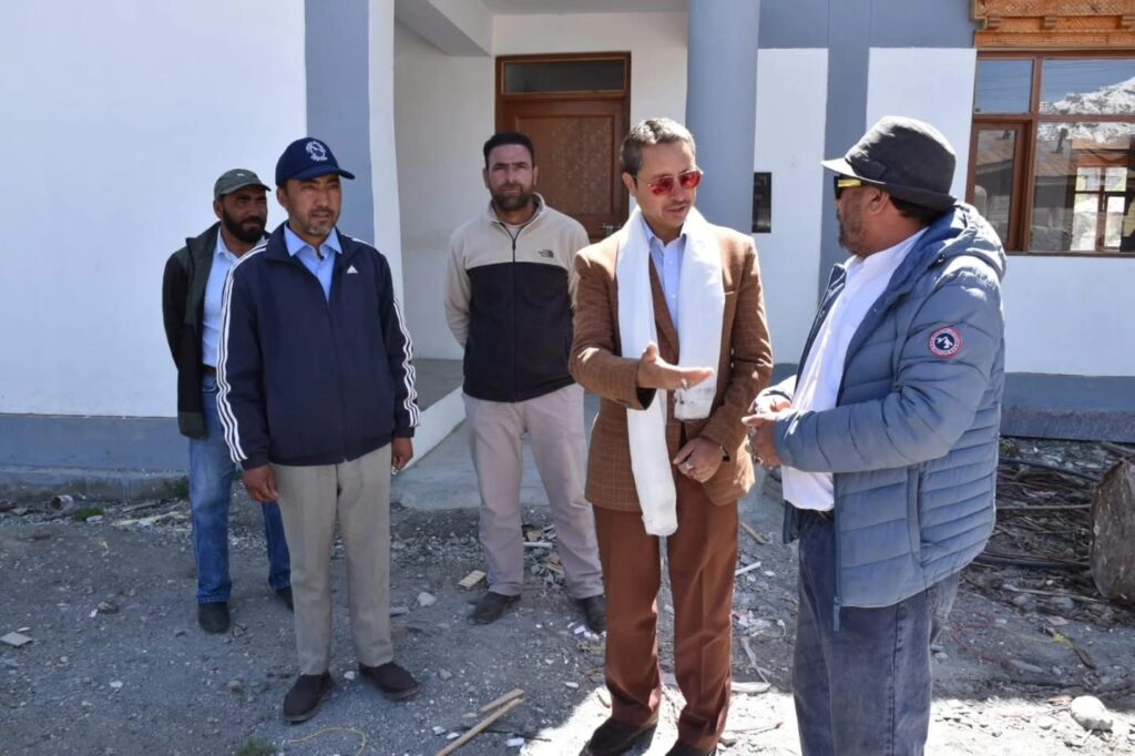 Deputy Commissioner Drass visits Forest Range Office, Reviews New Building Works
