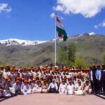 Veer Naris, Ex-Servicemen and Children Visit Kargil War Memorial in Drass
