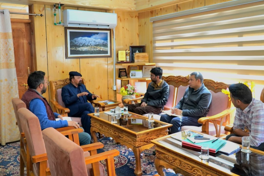 CEC LAHDC Kargil Reviews Preparations for Inauguration of Kargil Bhawan